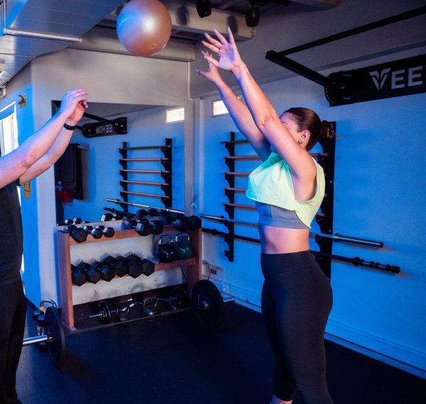 crossfit νεα σμυρνη